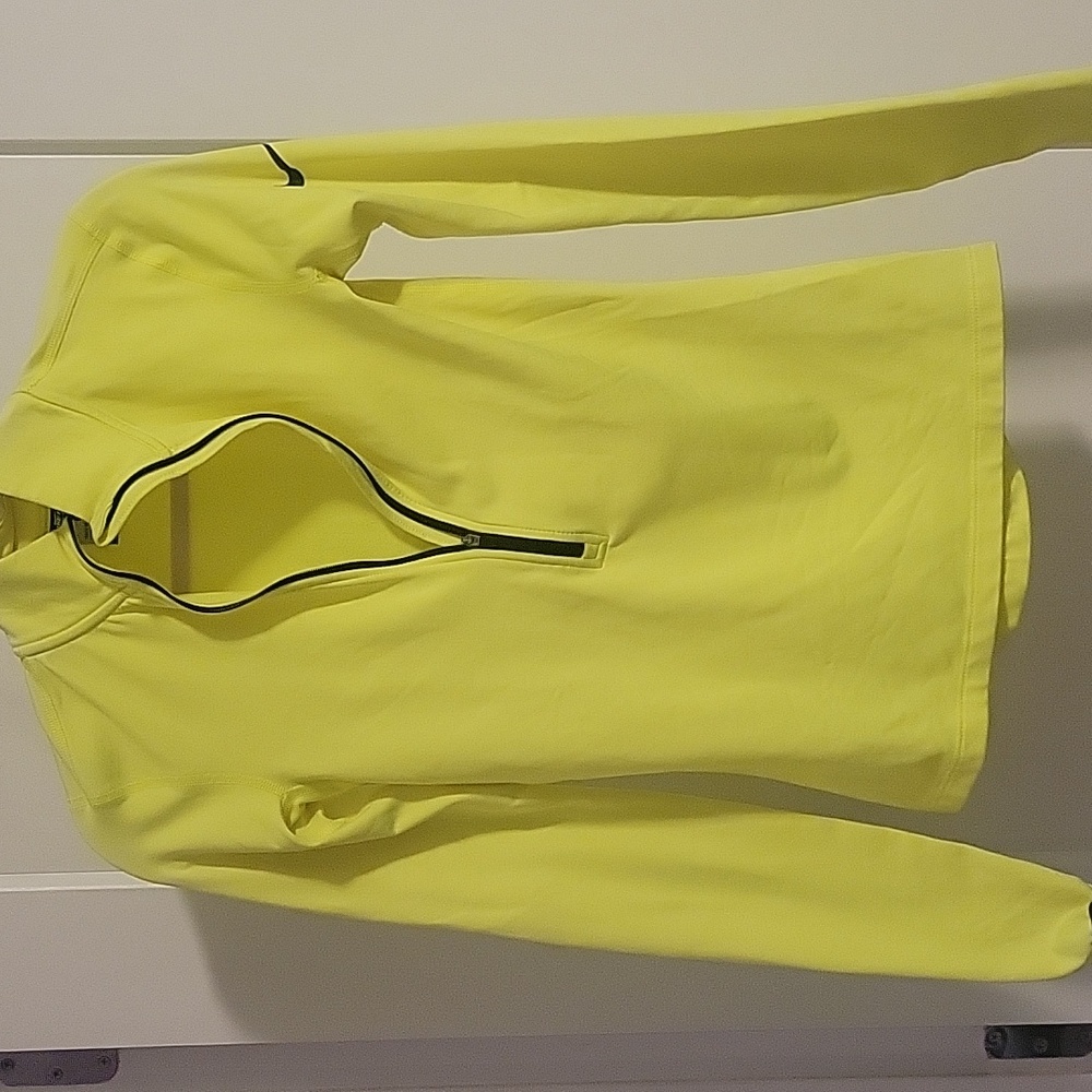 Nike Pro Half Zip size S Neon Yellow